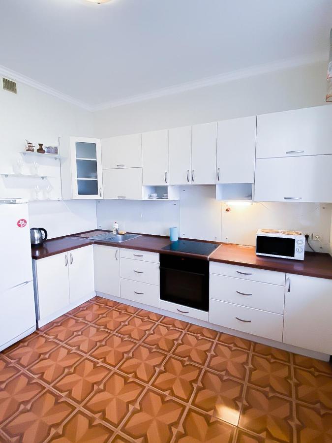 Rent Kiev Apartment 2 Min Metro Chernihivska Exterior photo